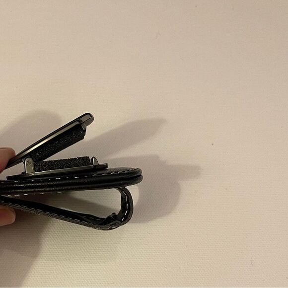 Land Rover Sunglass Holder for Car with Logo Black PU Leather NWT - Picture 7 of 9